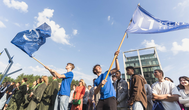 VILNIUS TECH studentai gausiai susirinko į iškilmingą mokslo metų pradžios atidarymą